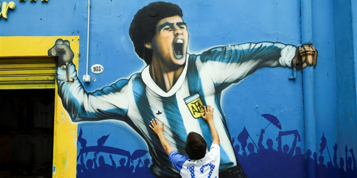 Enorme drukte: Argentijnen massaal op de been voor Maradona