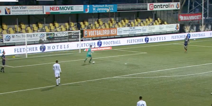 Video: enorme blunder Alblas helpt Telstar op voorsprong