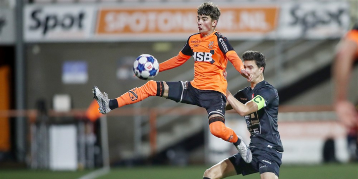 FC Volendam onderuit na heerlijke goal MVV