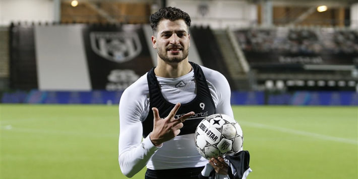 Hattrickheld Bakis: "Deze avond kon niet beter"
