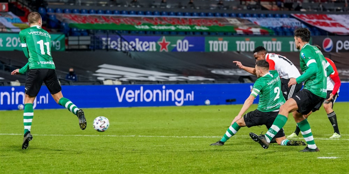 Sinisterra krijgt tegen Heerenveen de kans van trainer Advocaat