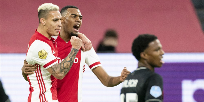 Krantenoverzicht: 'Met het nodige geluk pakte Ajax de drie punten'