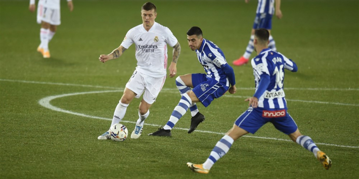 Real spoelt bekerkater weg met zege op Alavés
