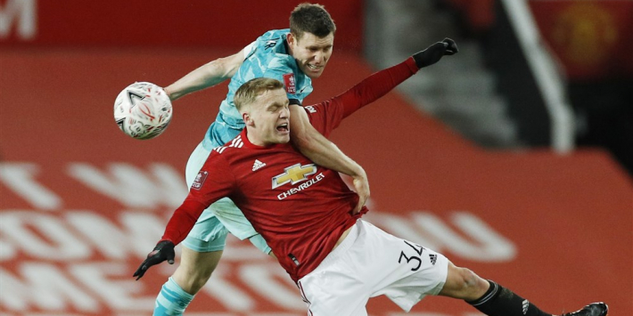 Kritiek op Van de Beek: 'Solskjaer verloste hem uit zijn lijden'