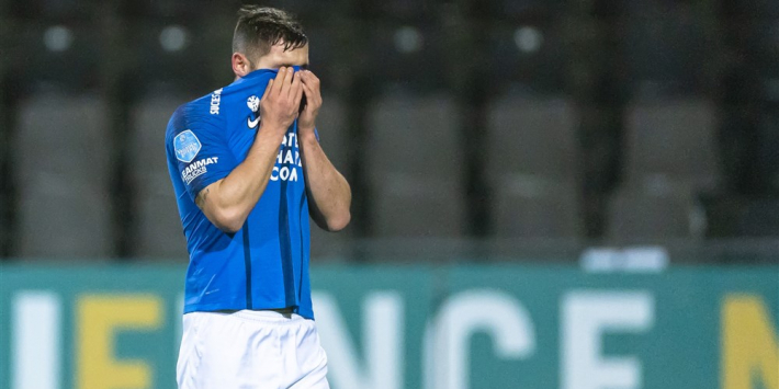 Giakoumakis velt Vitesse: "Een totale offday, bij iedereen"