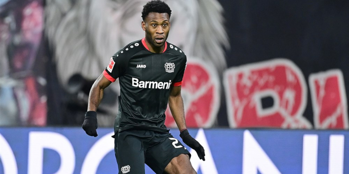 Fosu-Mensah dolgelukkig bij Bayer Leverkusen