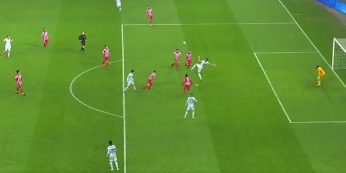 Video: prachtige omhaal Giroud zet Chelsea op voorsprong