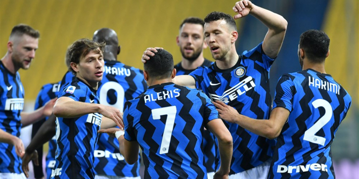 Internazionale na dubbelslag Sánchez in titelzetel