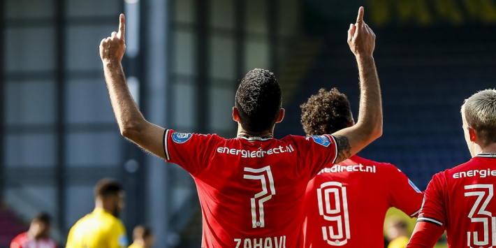 PSV volgt het voorbeeld Ajax en wint op bezoek in Sittard