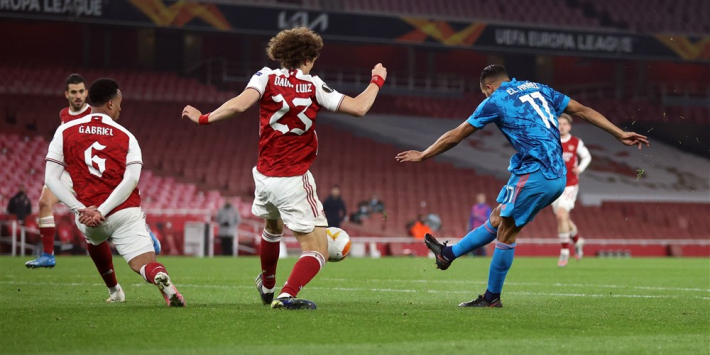 Nederlaag deert Arsenal niet, Karsdorp belangrijk voor Roma