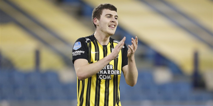 Vitesse start 'verbouwing' met huurdeal Rasmussen