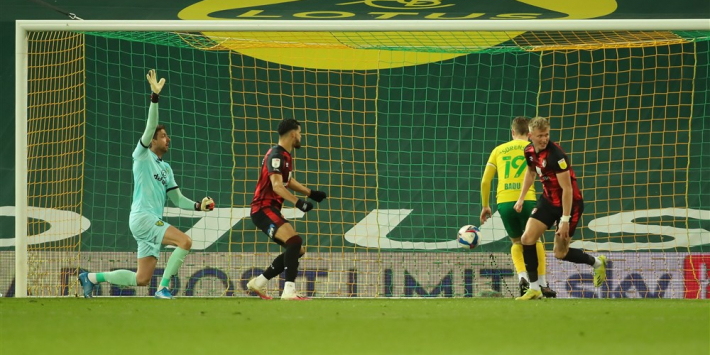 Danjuma verpest feestje met wereldgoal tegen Krul