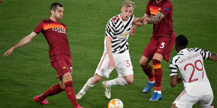 Engelse media leveren harde kritiek op Van de Beek: 'Een 4'