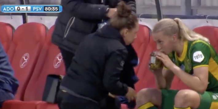 Hilarische beelden: ADO-speelster drinkt uit volle pot augurken
