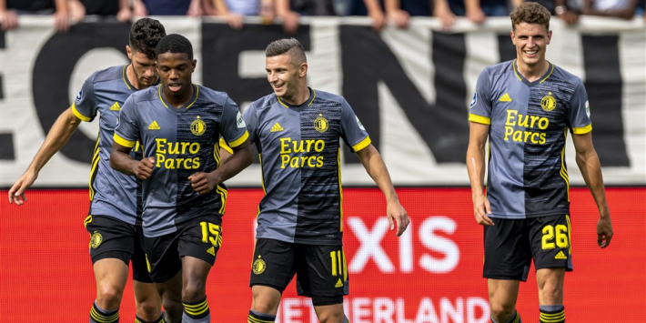 Linssen: "Zijn Ajax en PSV veel sterker? Dat moeten ze laten zien"
