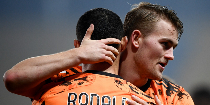 De Ligt wijst naar Ronaldo en Vlahovic: "Schold teamgenoten uit"