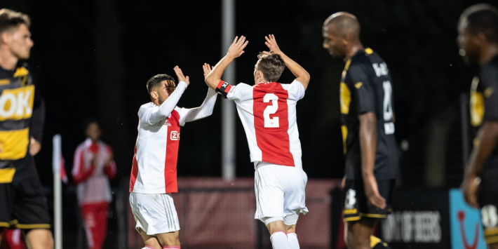 Jong Ajax scoort zes keer tegen NAC, De Graafschap stelt teleur