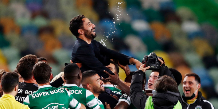 De Wit waarschuwt Ajax: "Dit Sporting doet alles om te winnen"