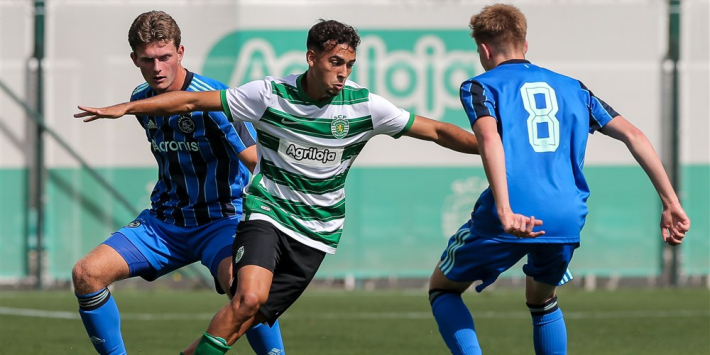 Ajax Onder 18 begint Youth League met uiterst gelukkige remise