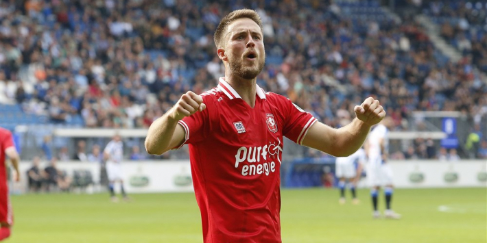 Van Wolfswinkel claimt eigen goal Van Beek: "Oneens!"