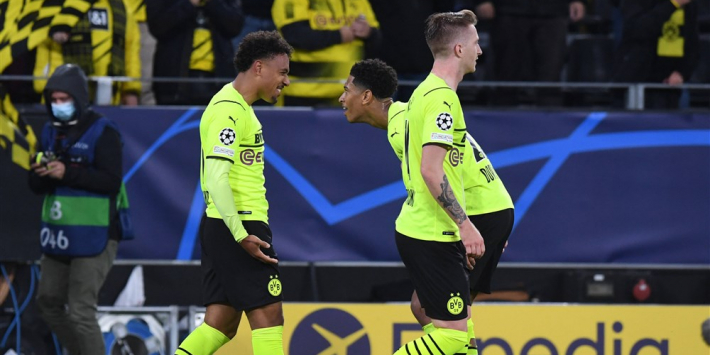 Eerste treffer Malen brengt Dortmund weer naast Ajax