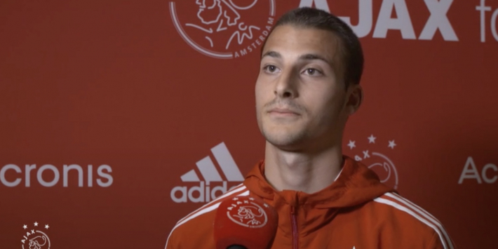 Ajax legt talent vast dat opvallend veel op Zlatan lijkt