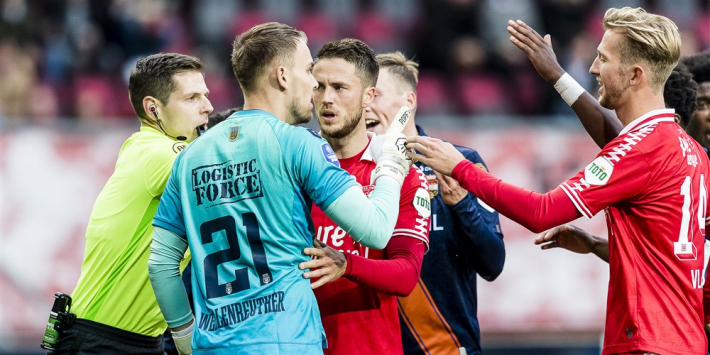 Remise Twente en Willem II na domme rode kaarten