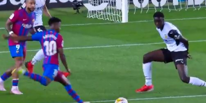 Weergaloze treffer Fati na combinatie met Memphis