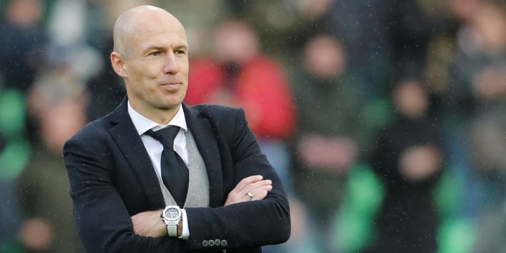 Robben wees aanbiedingen af: "Even afstand van het profvoetbal"