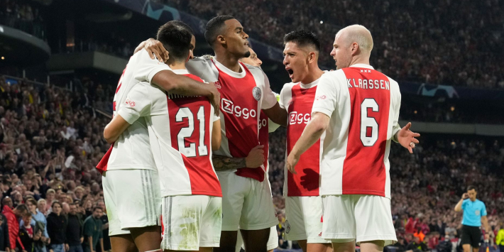 Ajax blijft op aanvaller jagen en houdt Heerenveen-transfer tegen
