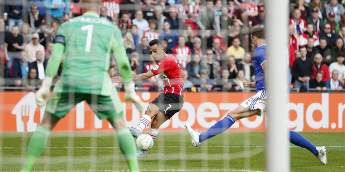 Bekijk hier hoe PSV op een 1-0 voorsprong komt tegen Leicester