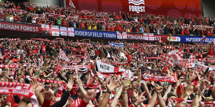 Prachtig: gevallen Nottingham Forest keert na 23 jaar terug in PL