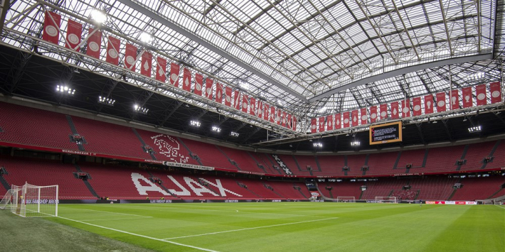 Tegenvaller voor Ajax: zomeraanwinst keert geblesseerd terug