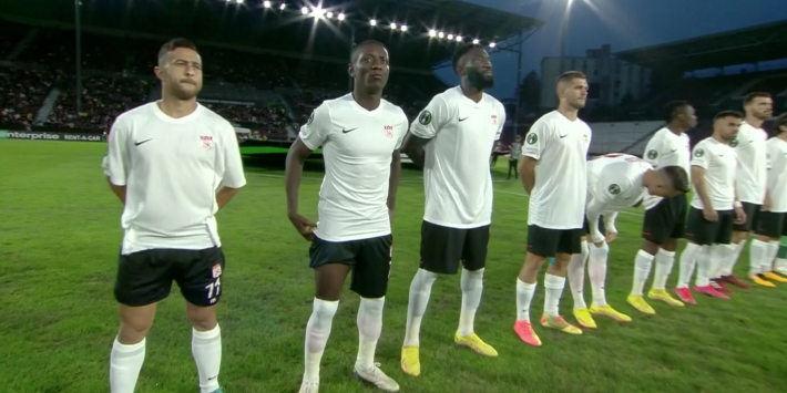 Kelderklasse-taferelen in de Conference League: shirts niet mee