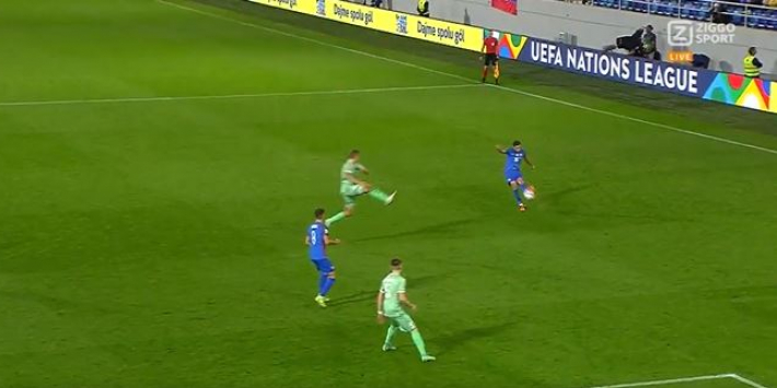 Fraai! Feyenoorder Hancko geeft assist bij prachtgoal Slowakije