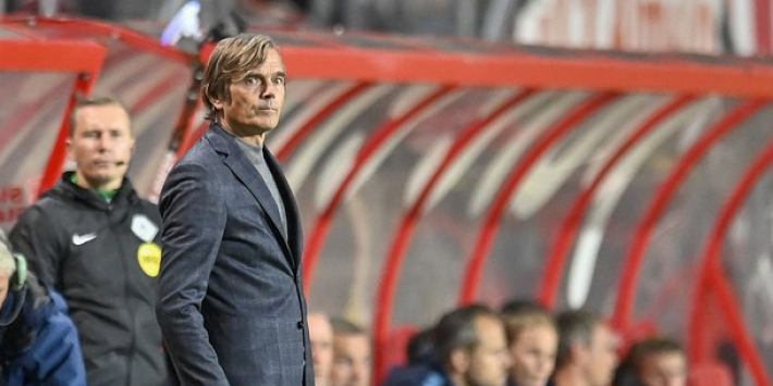 Vitesse-debuut Cocu niet geslaagd: Twente in Enschede te sterk