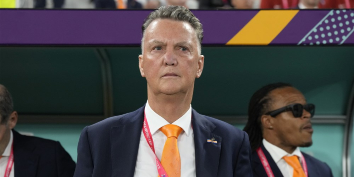 'Van Gaal wijzigt elftal op twee plekken bij Oranje tegen Ecuador'