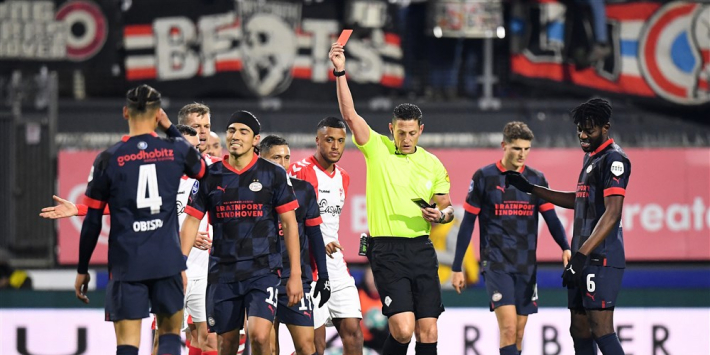De beoordelingen van FC Emmen-PSV: bezoekers zakken door het ijs