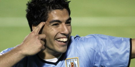 Uruguay pakt allerlaatste ticket voor WK