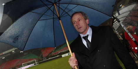 KNVB past werkwijze VAR aan na strafschop in Waalwijk
