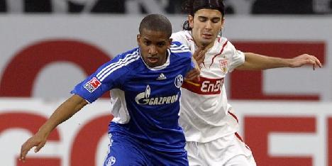 Farfan voorkomt bekeruitschakeling Schalke