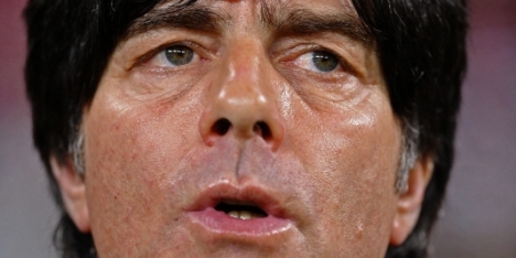 Löw roept Bender op als vervanger van Höwedes