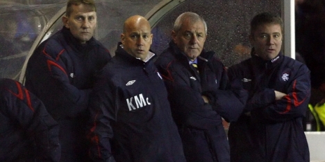 Glasgow Rangers stuurt trainer McCoist met betaald verlof