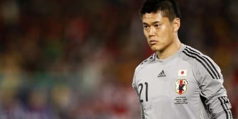 Standard wil Japanse doelman Kawashima