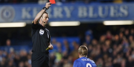 Scheidsrechter Clattenburg noemde Mikel 'aap'
