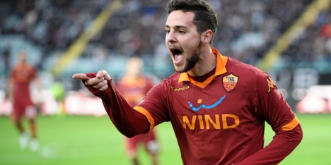 Destro wijst Roma de weg naar comfortabele winst