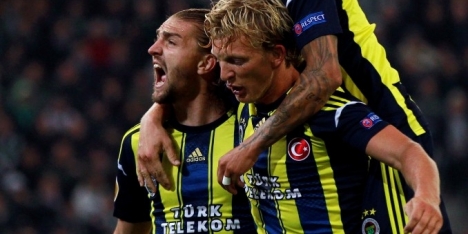 Salih Ucan wijst Fenerbahçe de weg