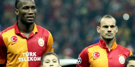 Galatasaray en Sneijder blijven steken op gelijkspel