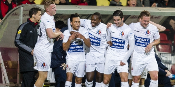 Telstar met uiterst kleine selectie naar VVV