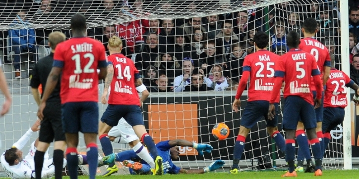 Lille verslikt zich in eigen stadion in Stade de Reims